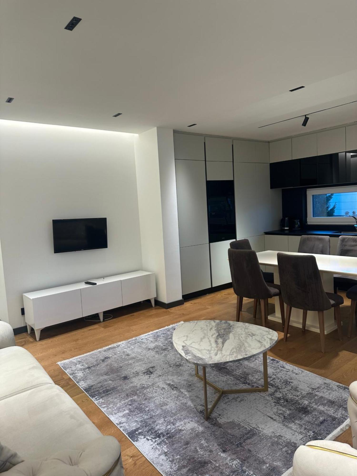 Skyline Exclusive Apartment Peje Exterior photo