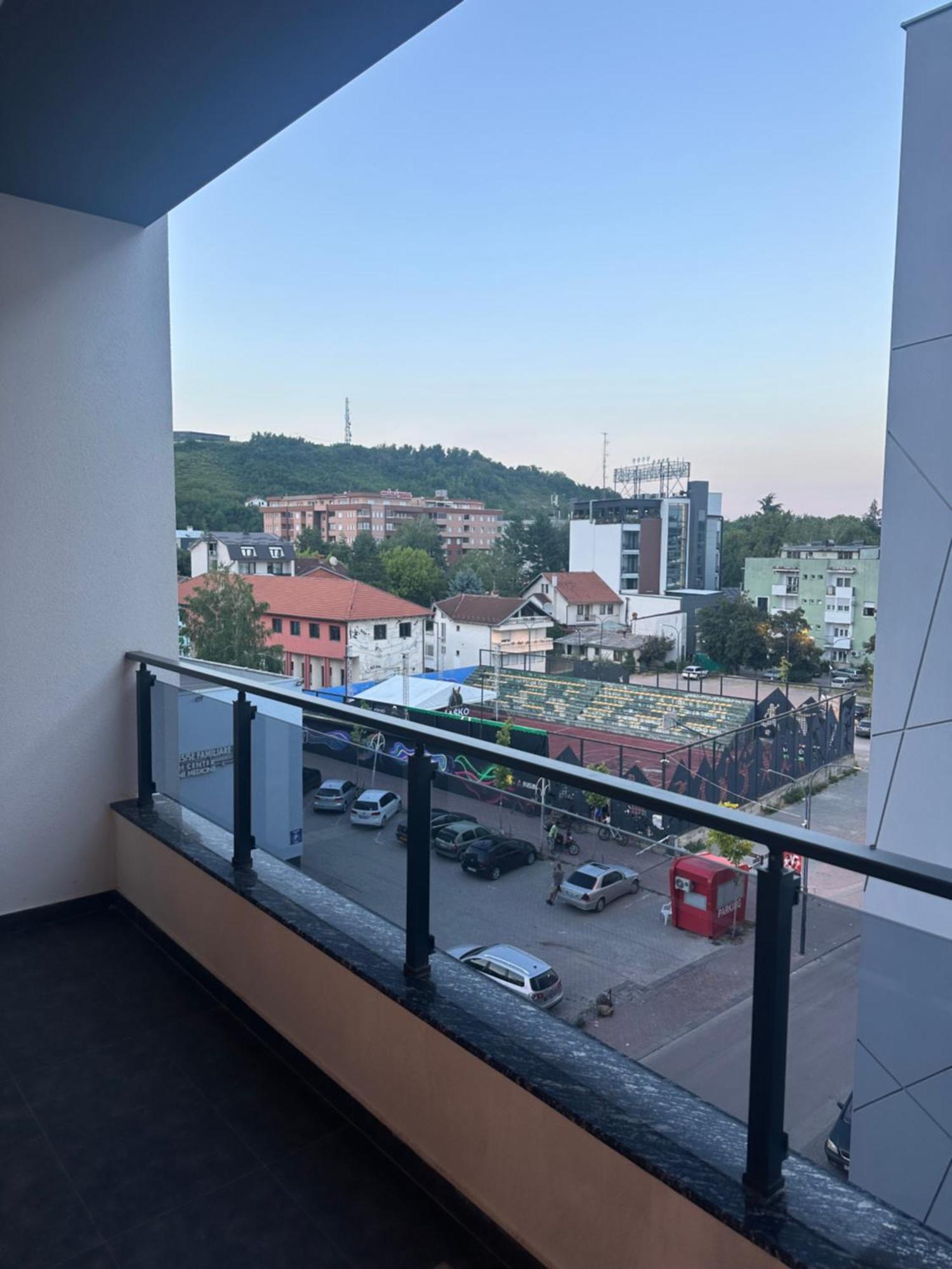 Skyline Exclusive Apartment Peje Exterior photo